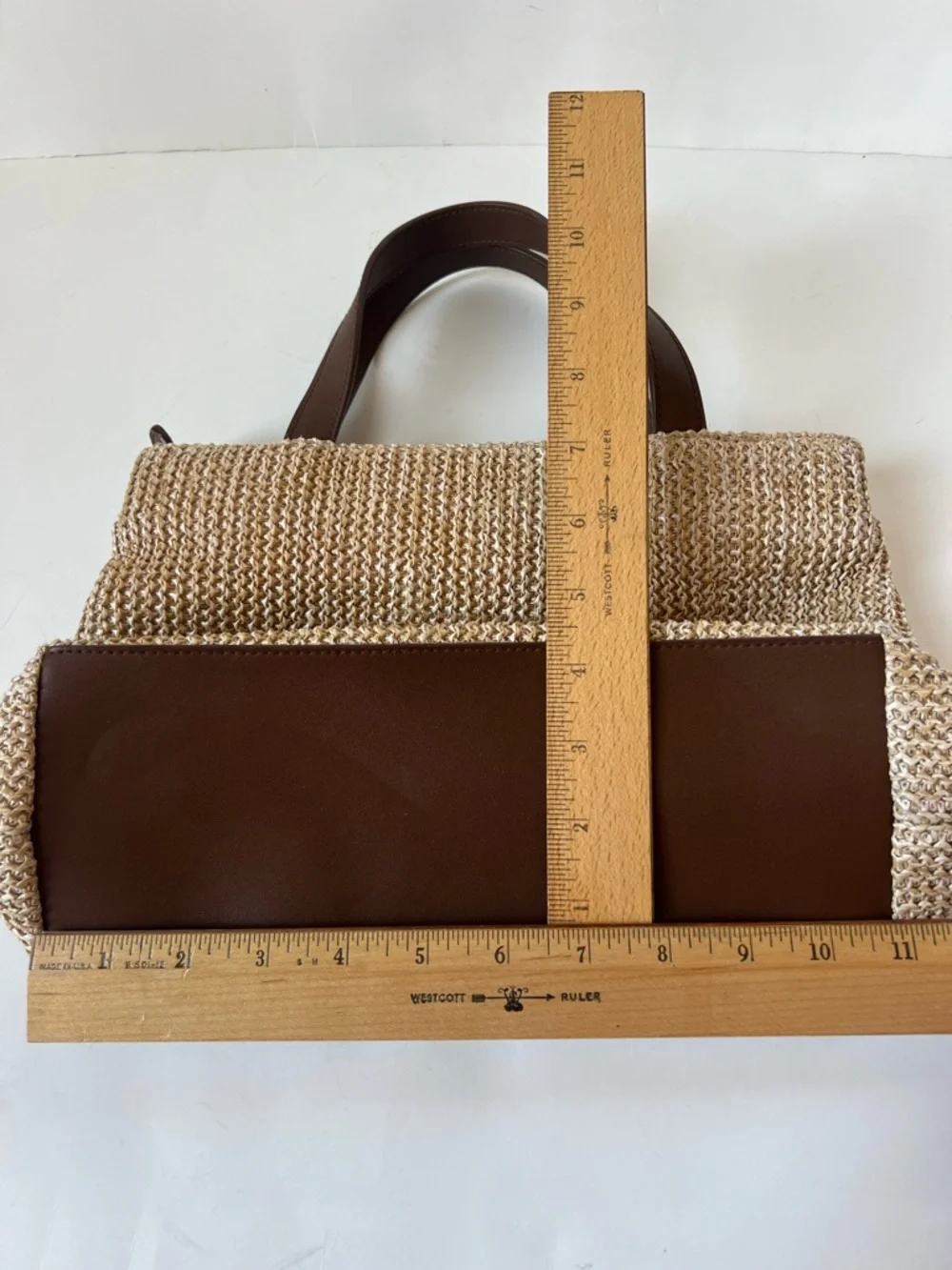 Relativity Woven Straw Tote Bag with Brown Leather Handles Beachy Coastal - Picture 5 of 11